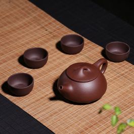 Portable Kungfu Tea Pot Set,Travel Ceramic Teacups with Infuser,A  Minimalist Look (One Pot Two Cups)